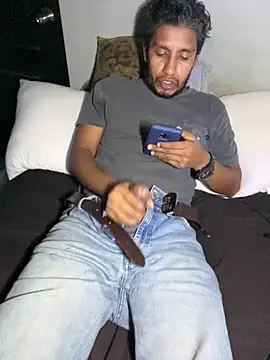 Snapshot of Darkdickhard chatting on December 5, 3:48 am Darkdickhard online show from December 5, 3:48 am