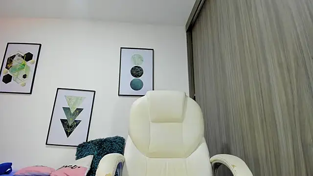 Paty37 online show from May 4, 11:34 pm