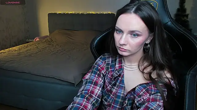  sweety ann online show from March 13, 6:23 pm