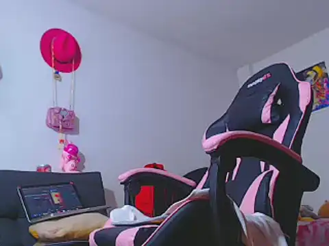 Snapshot of MARIANAWEED chatting on January 31, 7:11 pm MARIANAWEED online show from January 31, 7:11 pm