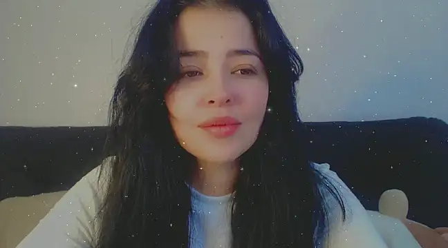 Snapshot of Aleska__Bell chatting on February 10, 3:21 pm Aleska Bell online show from February 10, 3:21 pm