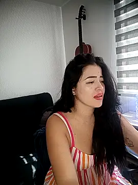 Snapshot of Aleska__Bell chatting on September 29, 2:33 pm Aleska Bell online show from September 29, 2:33 pm