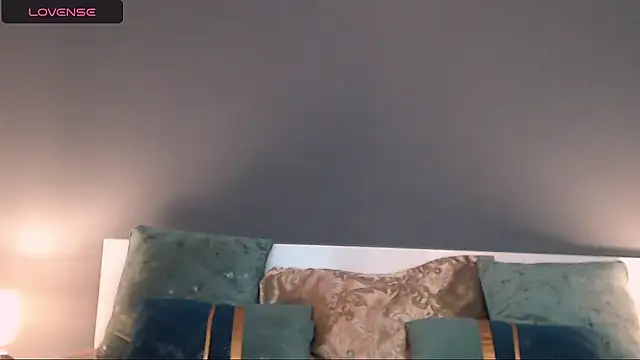 itsyourlady online show from January 6, 11:58 am