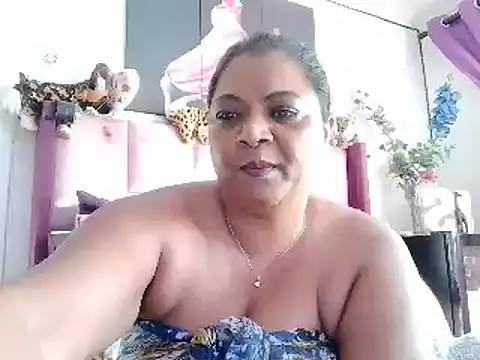 Snapshot of IndianDelia chatting on February 19, 4:19 am IndianDelia online show from February 19, 4:19 am