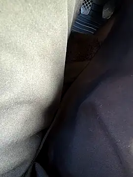 Snapshot of Michelle90u chatting on October 22, 1:55 pm Michelle90u online show from October 22, 1:55 pm