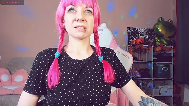 AmyRose6969 online show from October 18, 8:31 pm