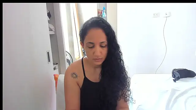 alaskmiller1 online show from November 11, 7:58 pm