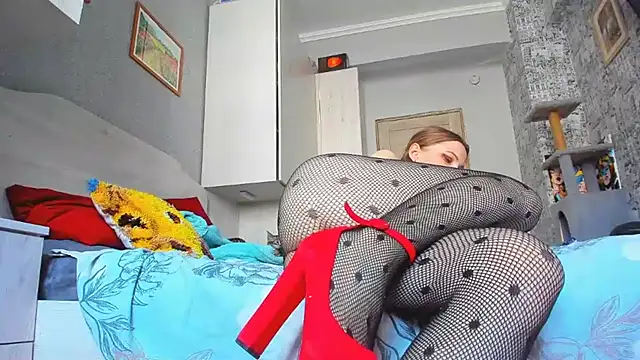 Snapshot of DUSSY_PUSSY chatting on February 21, 9:34 am DUSSY PUSSY online show from February 21, 9:34 am