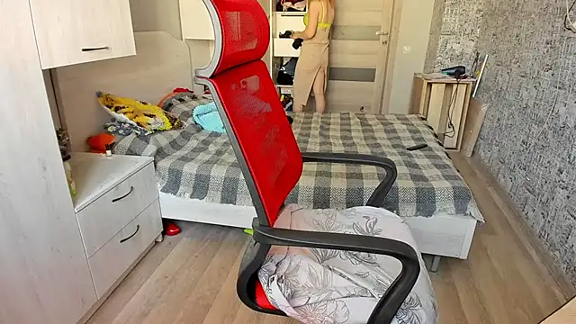 Snapshot of DUSSY_PUSSY chatting on November 3, 6:14 am DUSSY PUSSY online show from November 3, 6:14 am