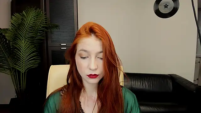 Snapshot of _FireInMySoul_ chatting on February 21, 2:17 am FireInMySoul online show from February 21, 2:17 am