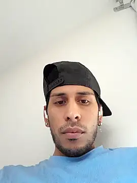 Snapshot of sexcampene chatting on March 6, 2:18 pm sexcampene online show from March 6, 2:18 pm