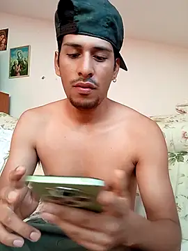 Snapshot of sexcampene chatting on September 18, 6:15 am sexcampene online show from September 18, 6:15 am