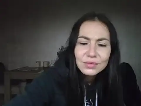 JulianaGold1 online show from January 7, 11:24 pm