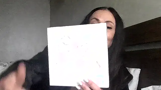 JulianaGold1 online show from October 13, 9:48 pm