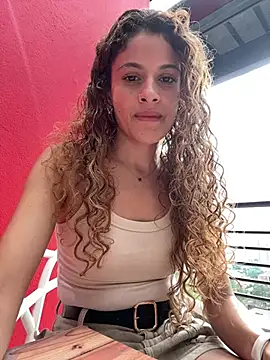 alana15 online show from February 27, 9:37 pm