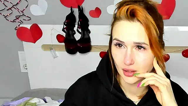 Snapshot of Red_Fairy_ chatting on February 9, 3:56 pm Red Fairy online show from February 9, 3:56 pm