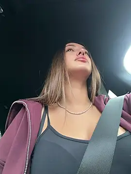 TiffanyHouston  online show from April 22, 5:10 am