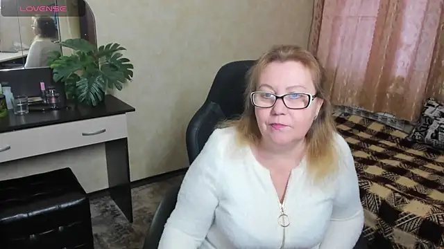 Frau Marta online show from December 16, 9:14 am