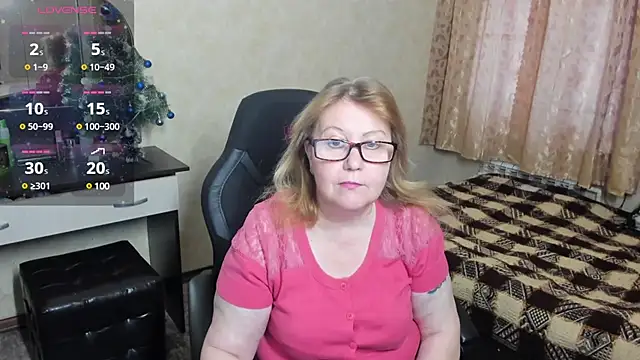 Frau Marta online show from December 26, 9:33 am