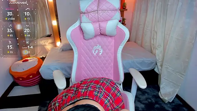 jenndy lockhart online show from February 13, 3:24 am