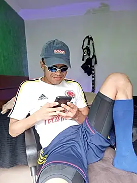 pinedasex777 online show from November 16, 2:33 pm