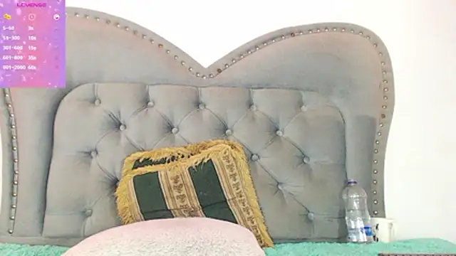 Snapshot of Sunshinee- chatting on February 11, 8:36 pm Sunshinee- online show from February 11, 8:36 pm