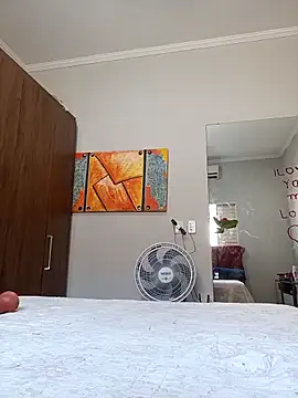 vivifernades online show from September 12, 11:21 am