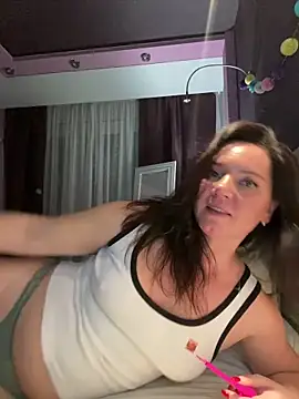 HotMilfMargo online show from November 25, 9:48 pm