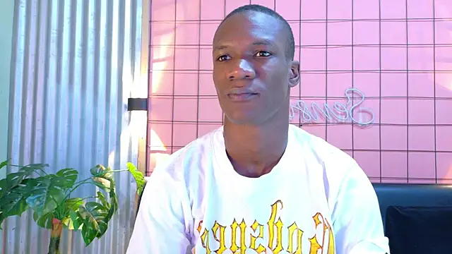 Snapshot of martin_killer chatting on July 14, 1:08 am martin killer online show from July 14, 1:08 am