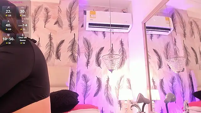 Snapshot of Vivi_prinncess chatting on October 8, 3:09 pm Vivi prinncess online show from October 8, 3:09 pm