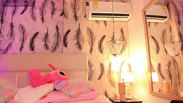 Vivi prinncess online show from December 15, 11:09 pm