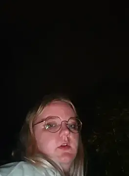 Snapshot of Fiona0705 chatting on September 28, 9:31 pm Fiona0705 online show from September 28, 9:31 pm