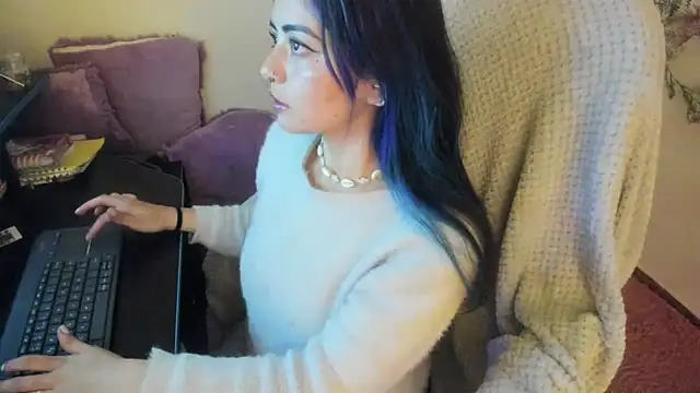 Sammysammy  online show from November 8, 9:42 am