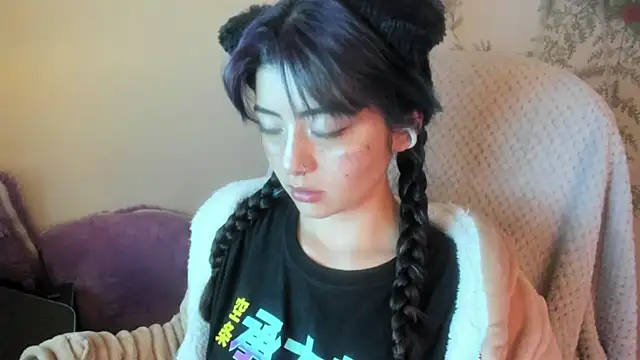 Sammysammy  online show from December 23, 6:44 am