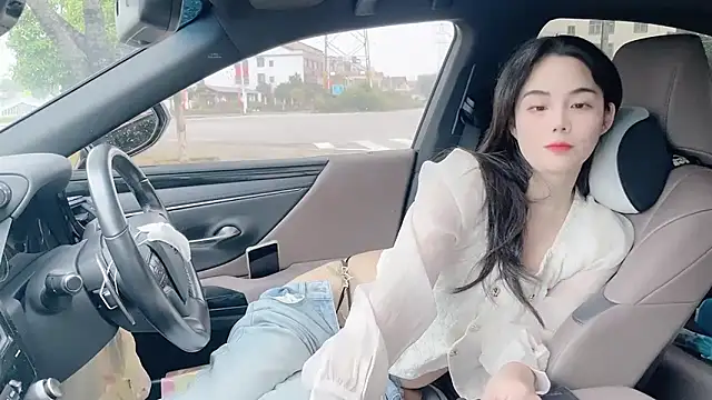 orla2021 online show from October 17, 12:14 am