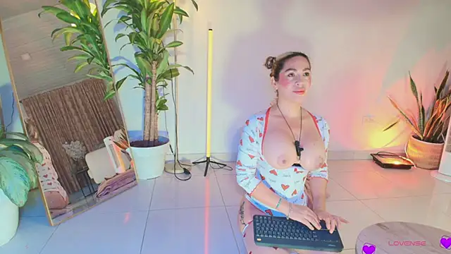 erotik lady online show from March 20, 3:00 am