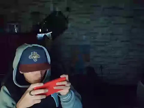 yefersonsijajaj online show from November 18, 4:50 am