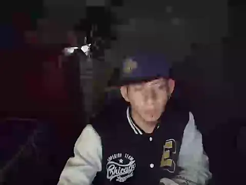 yefersonsijajaj online show from November 28, 6:27 am