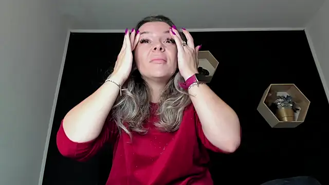 Snapshot of Alesys69 chatting on October 15, 10:54 pm Alesys69 online show from October 15, 10:54 pm