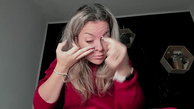 Alesys69 online show from January 18, 4:16 am