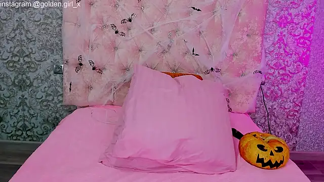 Akilla Queen online show from November 5, 2:00 am