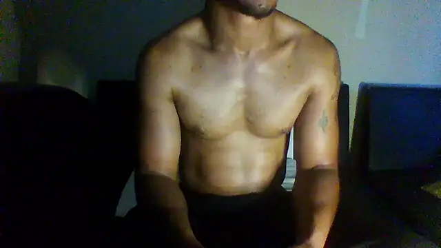 Snapshot of SoulLov333 chatting on February 2, 4:54 pm SoulLov333 online show from February 2, 4:54 pm