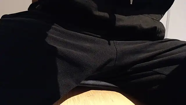 papiculo86 online show from February 24, 10:47 pm