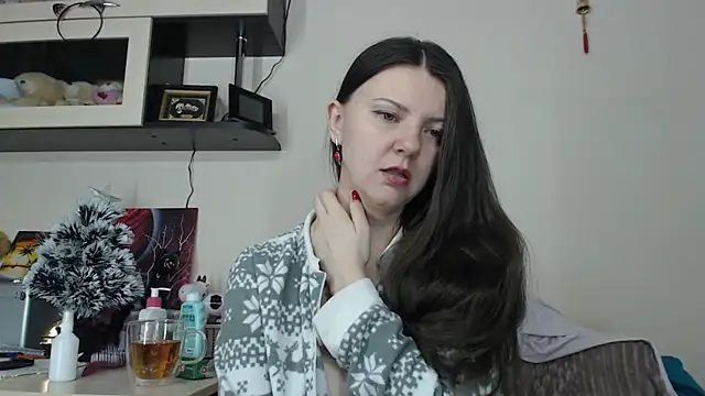 SugarTati online show from February 22, 6:50 pm