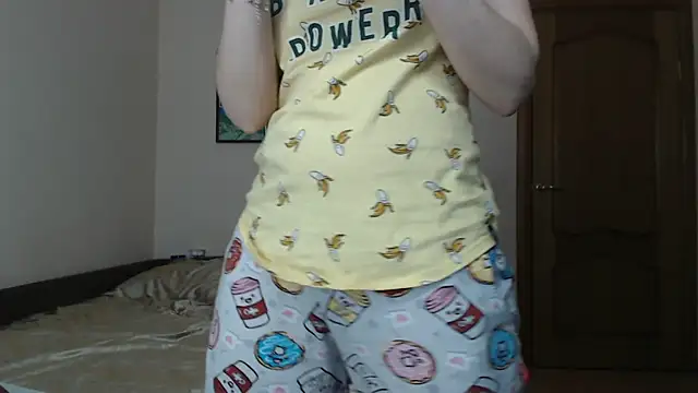 SugarTati online show from April 15, 4:47 pm