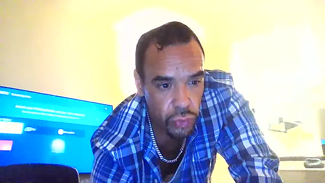 JohnnyDeeper82 online show from July 10, 9:12 am