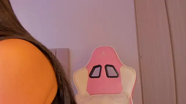 Snapshot of isa_bunny chatting on October 26, 10:04 pm isa bunny online show from October 26, 10:04 pm