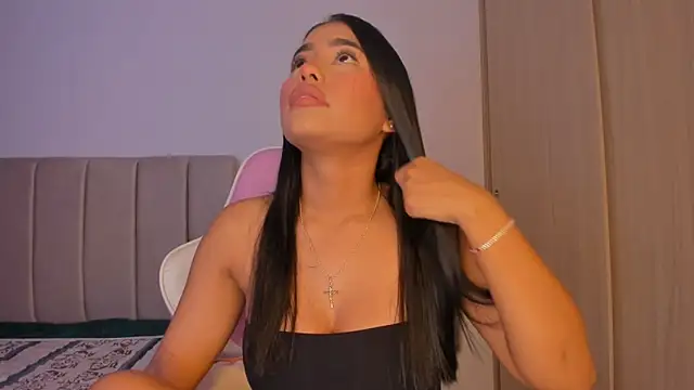 Snapshot of isa_bunny chatting on November 19, 2:55 am isa bunny online show from November 19, 2:55 am