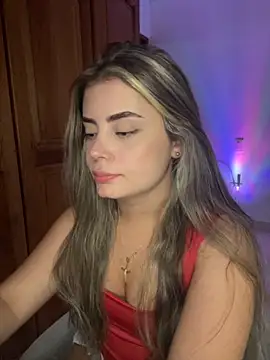 Snapshot of Miss_valeriaa chatting on November 28, 10:12 pm Miss valeriaa online show from November 28, 10:12 pm