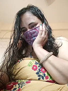 Snapshot of Sheela-Bhabi chatting on February 25, 3:49 am Sheela-Bhabi online show from February 25, 3:49 am